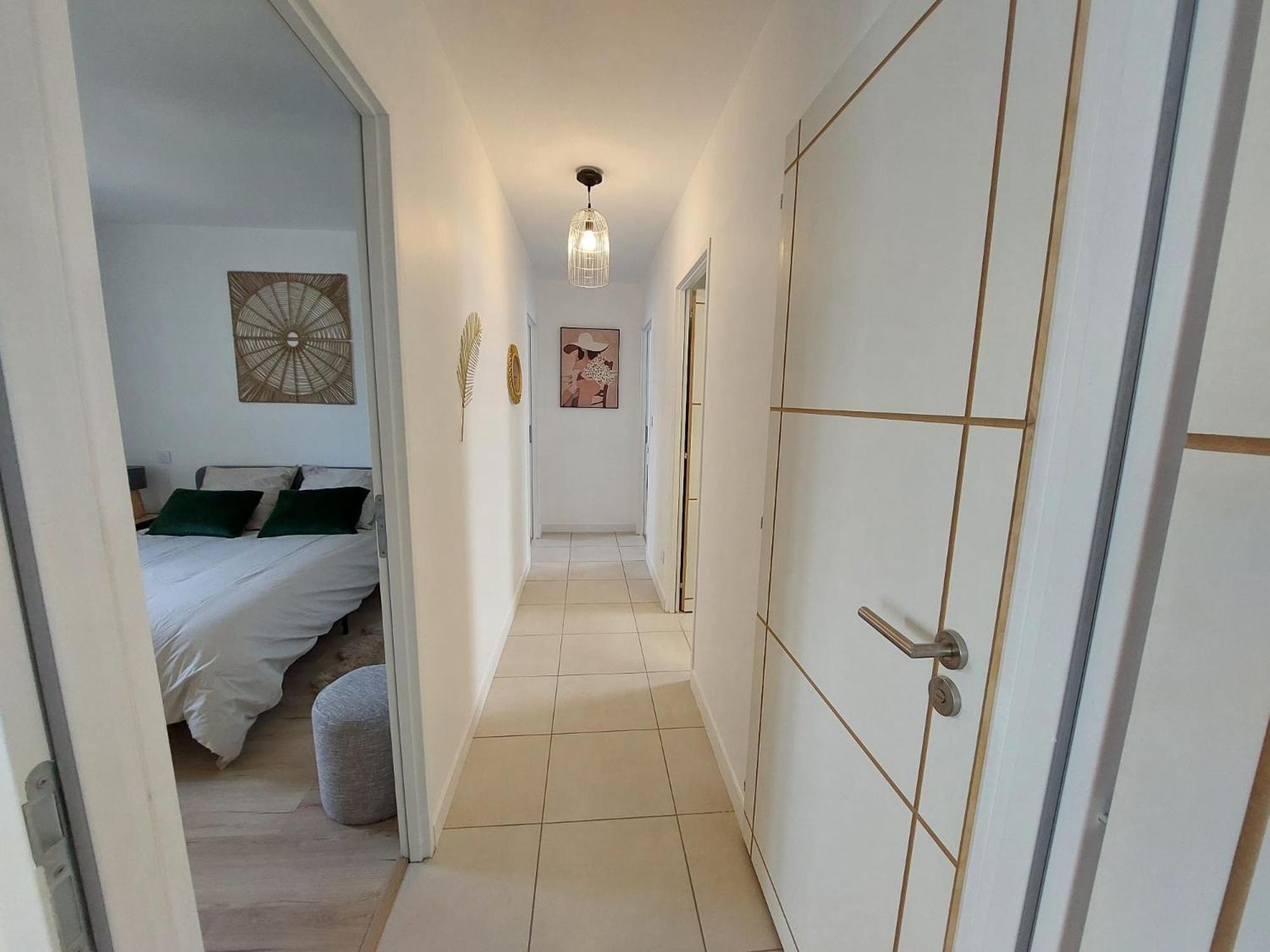 Maison Neuve A Bessens Luaran gambar