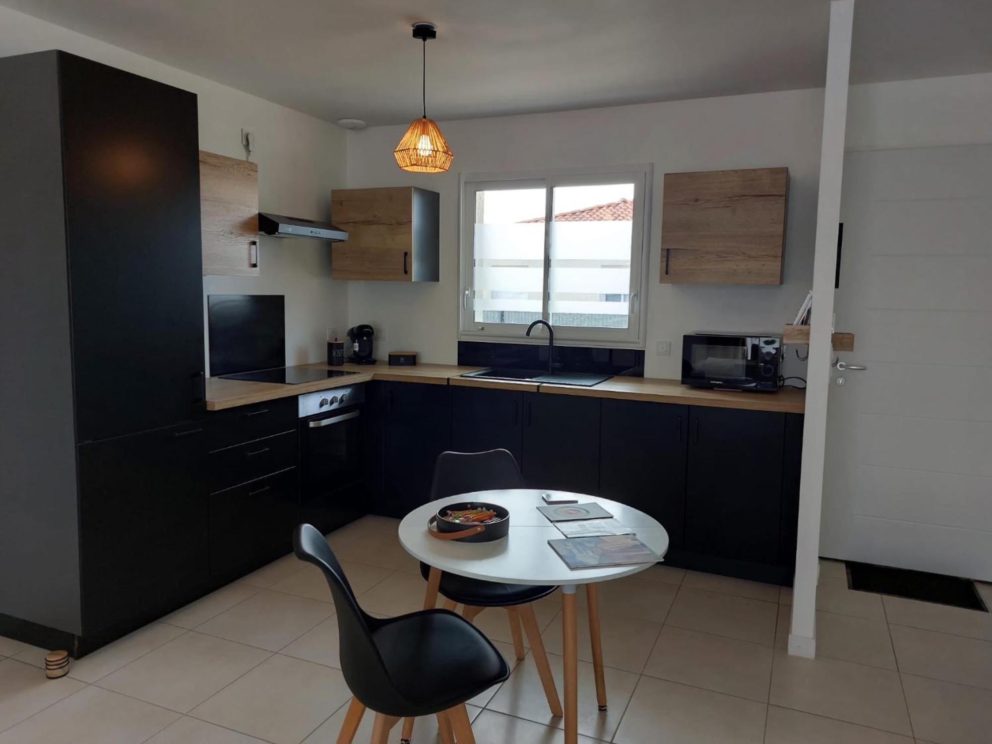 Maison Neuve A Bessens Luaran gambar