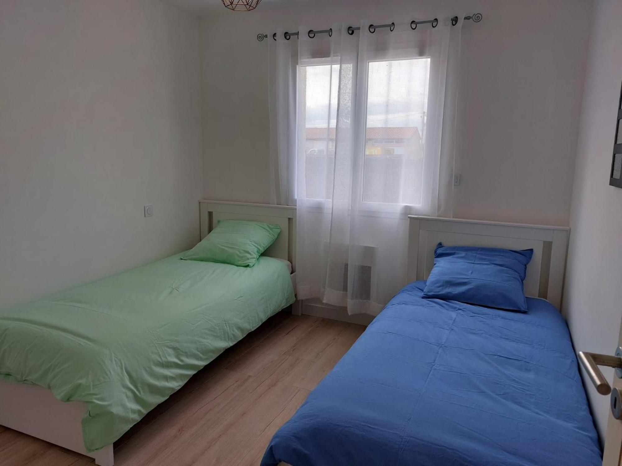 Maison Neuve A Bessens Luaran gambar